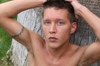 Undie Twinks Mit Bankkarte s2